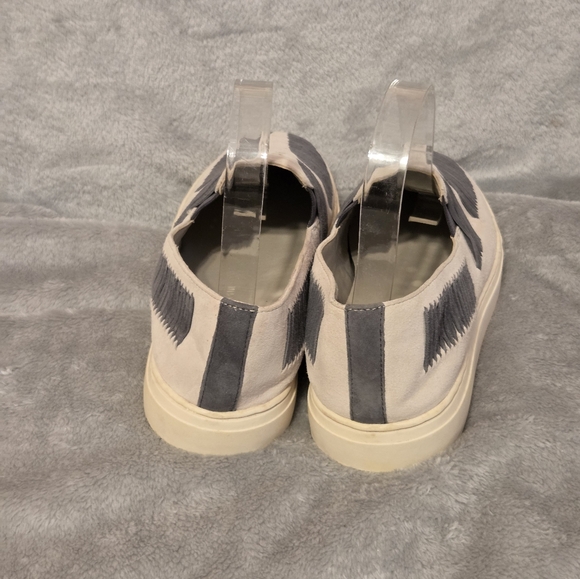 Lori Goldstein White & Gray Suede Leather Braided Slip On Li-Baize Sneakers 8.5 - Picture 4 of 10